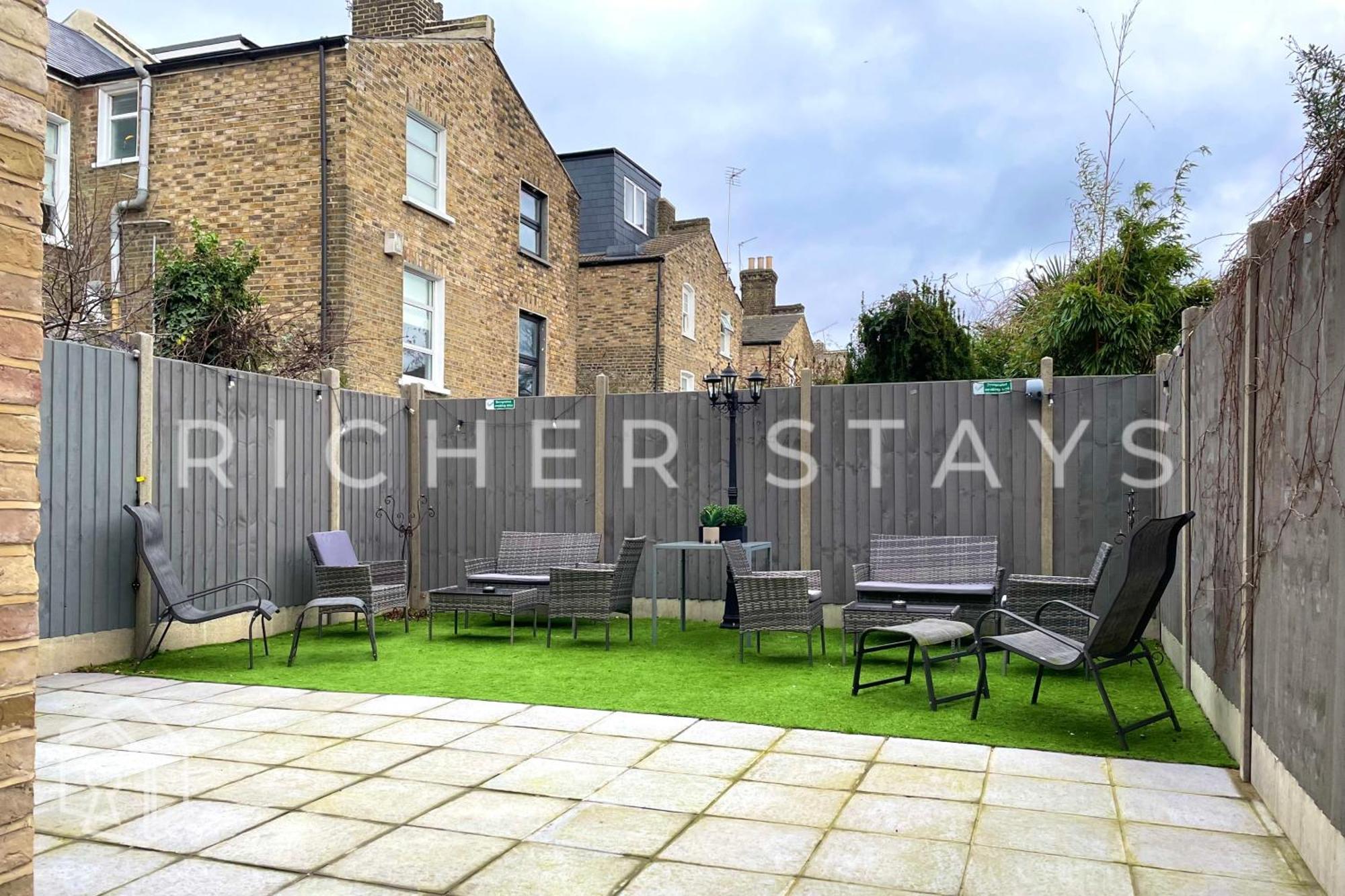 Hackney Suites - En-Suite Rooms & Amenities Лондон Экстерьер фото