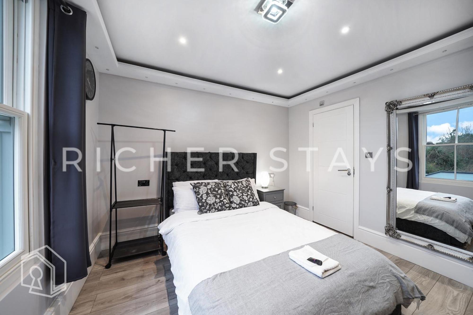 Hackney Suites - En-Suite Rooms & Amenities Лондон Экстерьер фото